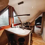 Alpstuga Tropical Avec Bain A Bulles - In The Woods *