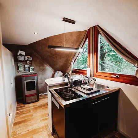 Chalet Tropical Avec Bain A Bulles - In The Woods Gesves