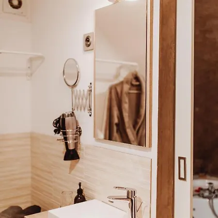 Chalet Chalet Tropical Avec Bain A Bulles - In The Woods