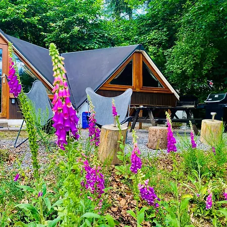 Chalet Tropical Avec Bain A Bulles - In The Woods Chalet